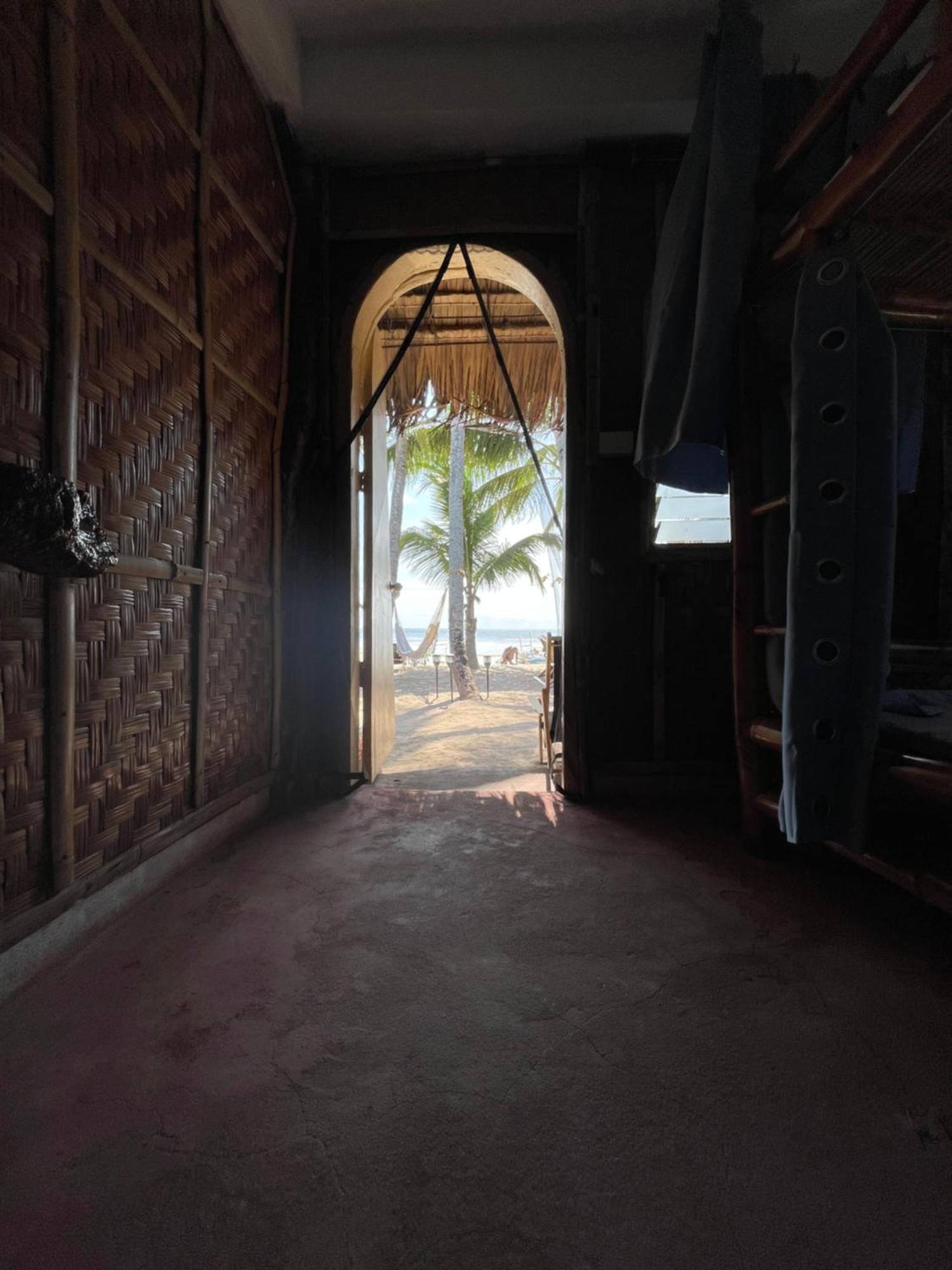 Voodoo House Bed & Breakfast Lalao ภายนอก รูปภาพ
