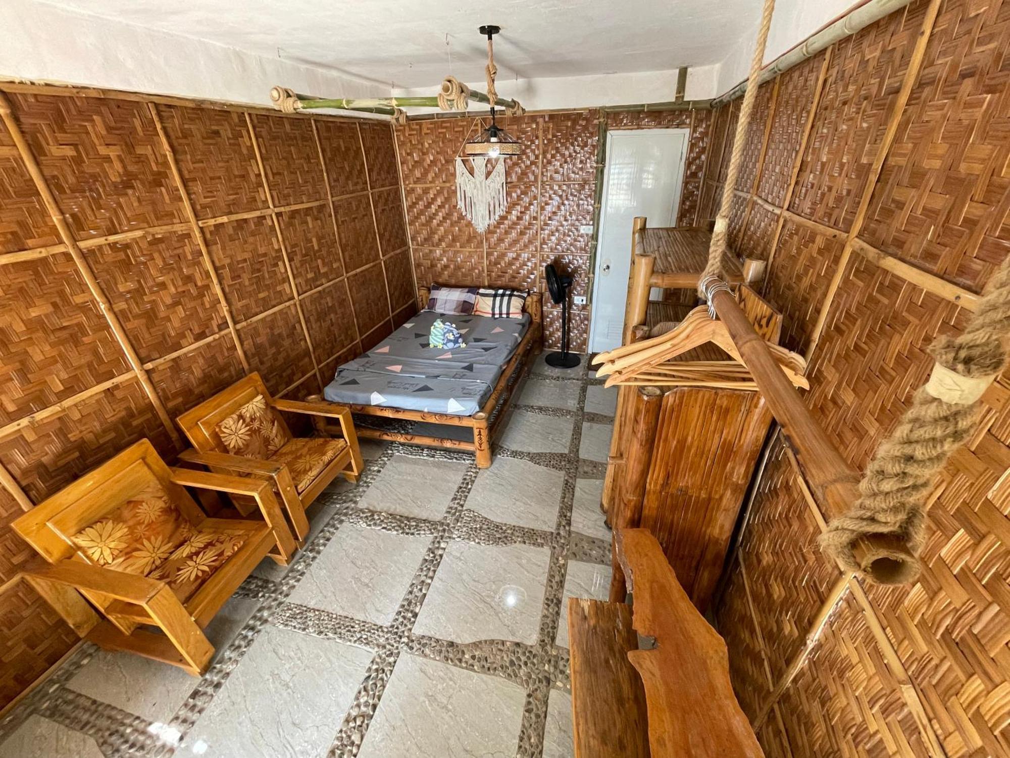 Voodoo House Bed & Breakfast Lalao ภายนอก รูปภาพ